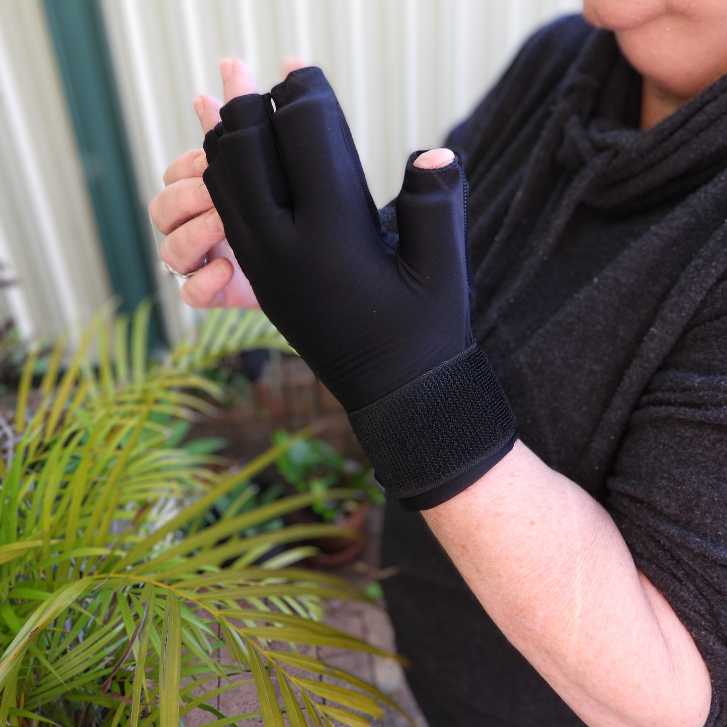 SoothWrap™ Hand